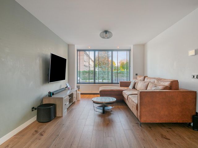 Pastoor de Beeckstraat 1, Goirle