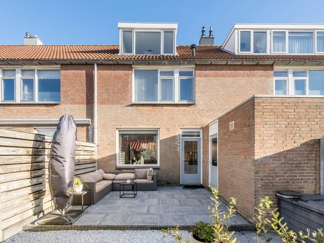 Wierbalg 1929, Julianadorp