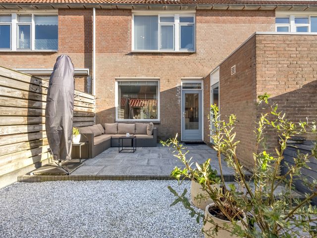 Wierbalg 1929, Julianadorp