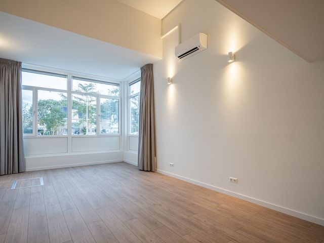 Gerard Douplantsoen 35, Voorschoten