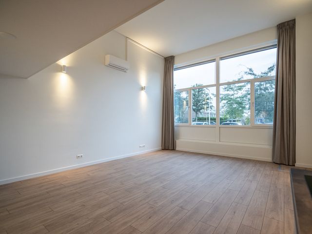 Gerard Douplantsoen 37, Voorschoten