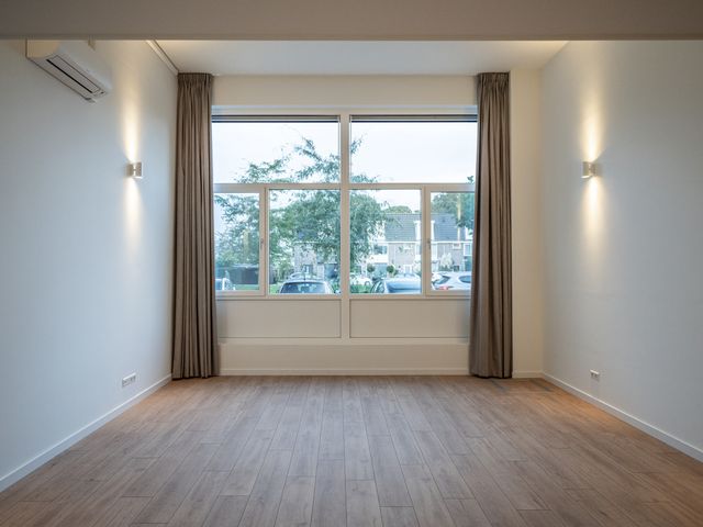 Gerard Douplantsoen 37, Voorschoten