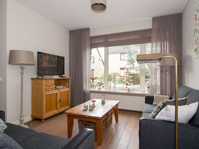 Da Costastraat 1, Bunschoten-Spakenburg