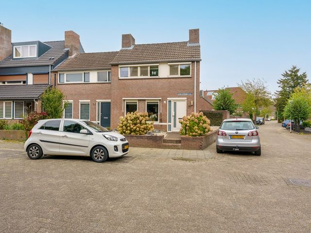 Straatsburglaan 30, Eindhoven