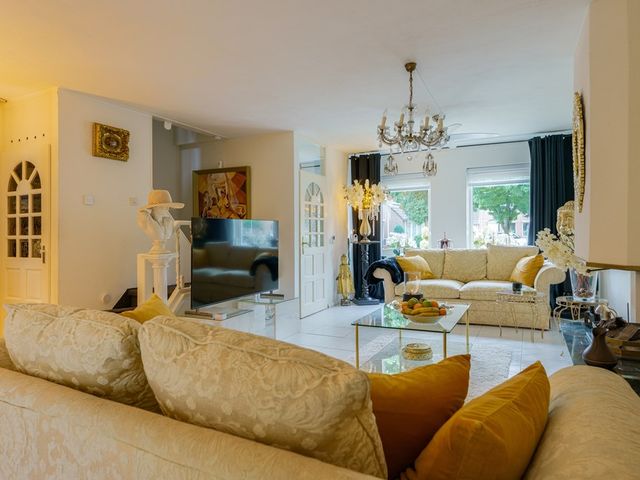 Straatsburglaan 30, Eindhoven