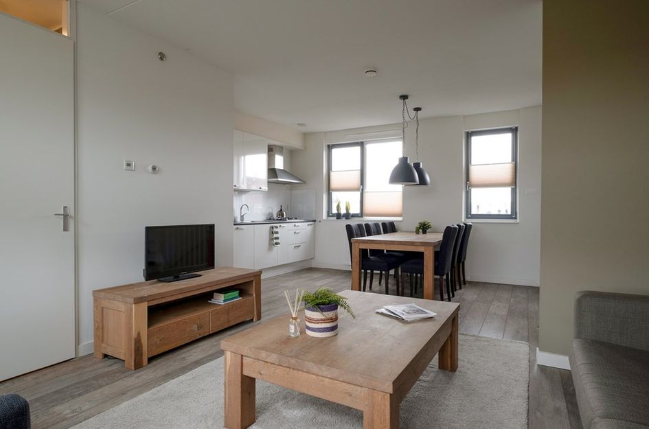 Zuiderspoorstraat 95