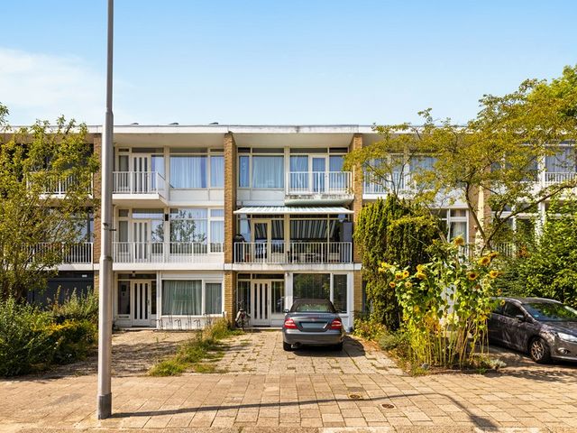 Kruidenommegang 5, Duivendrecht