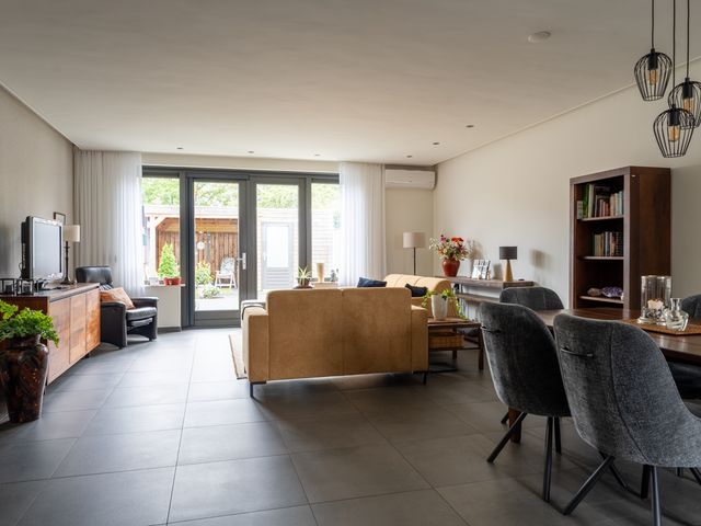 Haagwinde 1, Sprang-Capelle