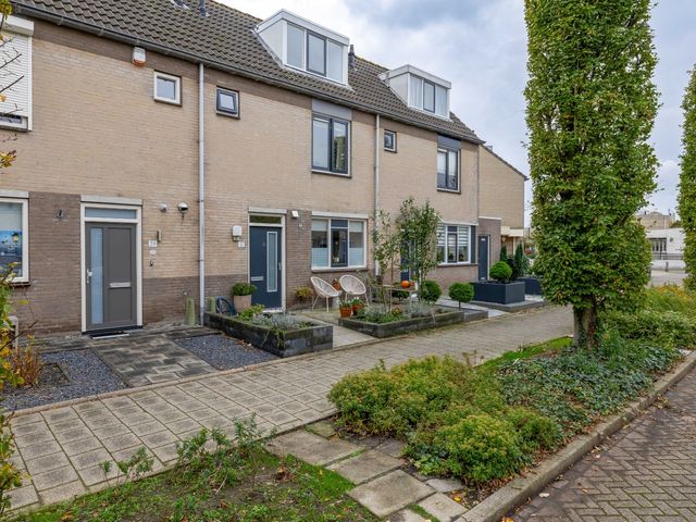 De Visserhoeve 37, Waddinxveen