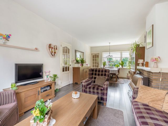 Burg Trooststraat 14, Waddinxveen