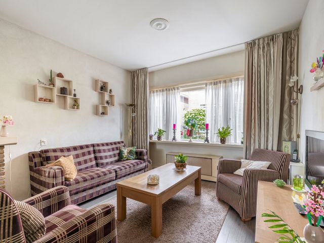 Burg Trooststraat 14, Waddinxveen