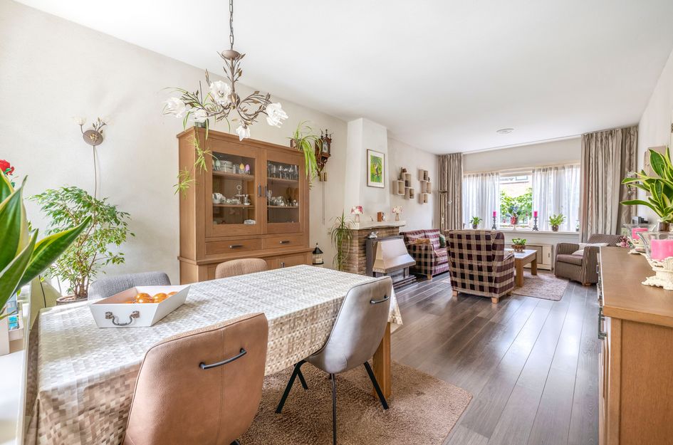 Burg Trooststraat 14