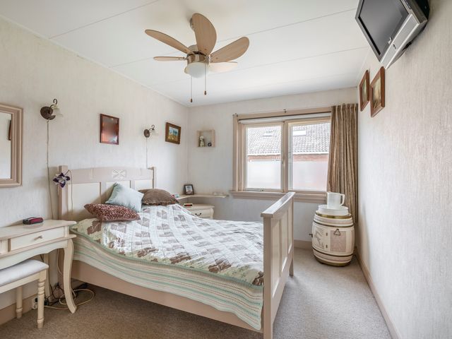 Burg Trooststraat 14, Waddinxveen