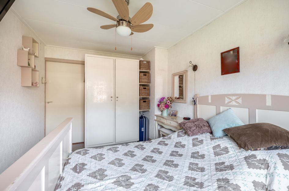 Burg Trooststraat 14