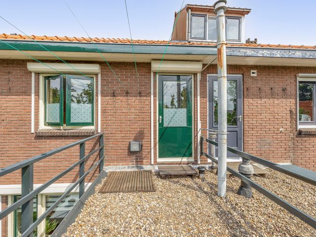 Burg Trooststraat 14, Waddinxveen