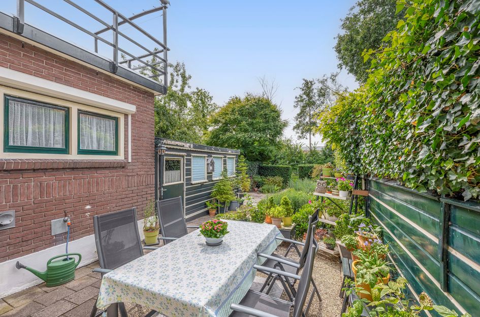 Burg Trooststraat 14