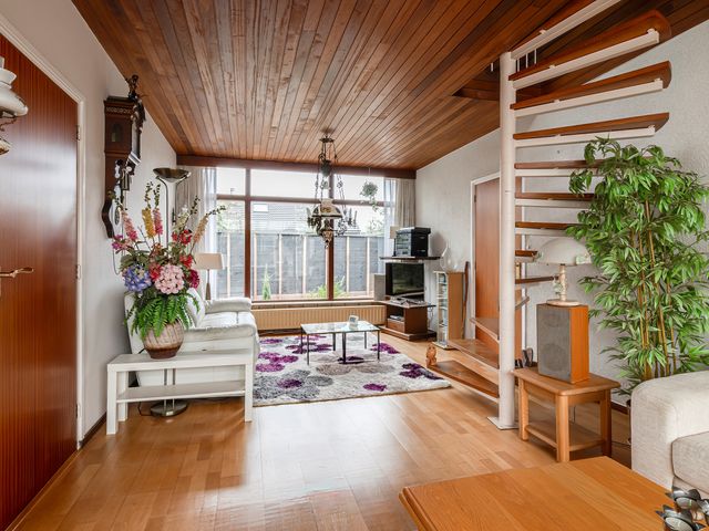 Kruiswerf 15, Leerdam