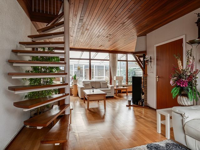 Kruiswerf 15, Leerdam