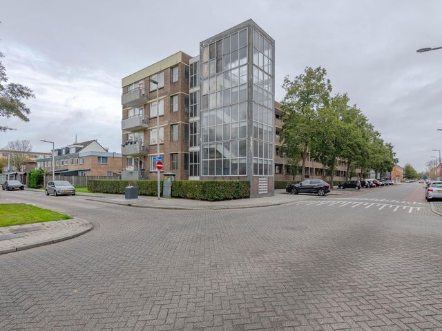 Krabbendijkestraat 377, Rotterdam