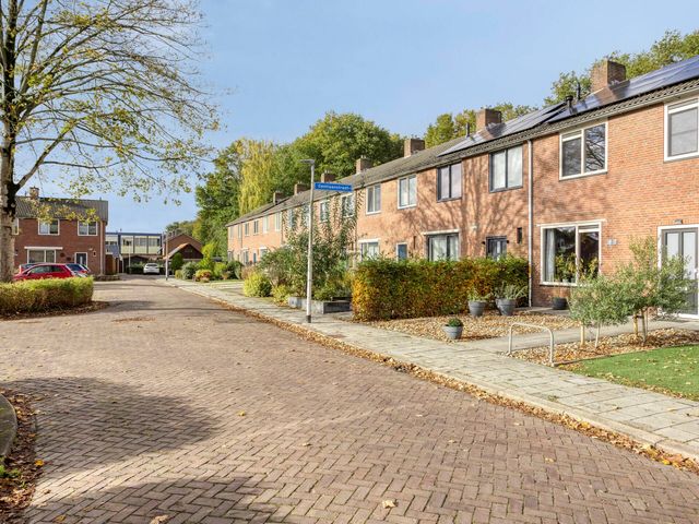 'T Fledderbos 8, Stadskanaal