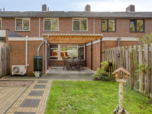 'T Fledderbos 8, Stadskanaal