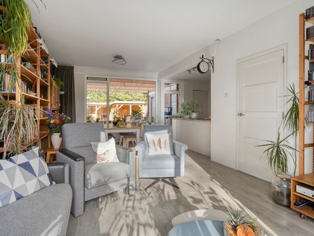 'T Fledderbos 8, Stadskanaal