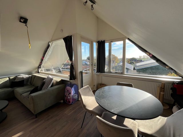 Oranjestraat 27, Elst