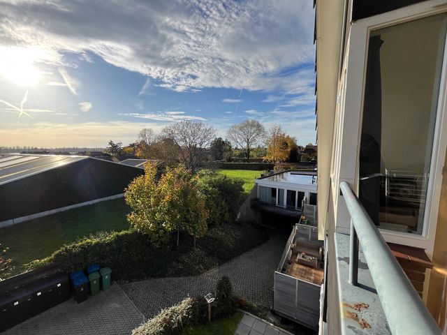 Oranjestraat 27, Elst