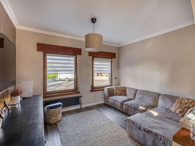 Sint Annastraat 27, Tegelen