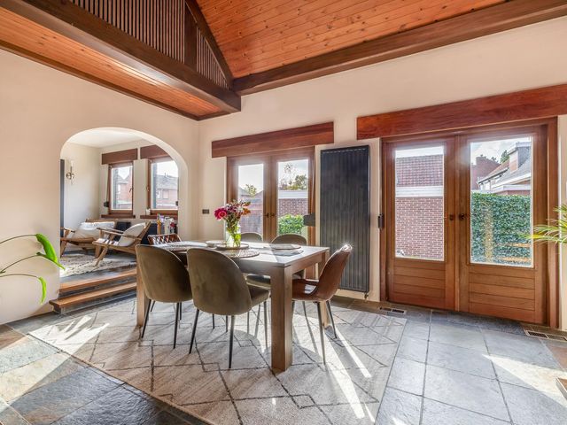 Sint Annastraat 27, Tegelen