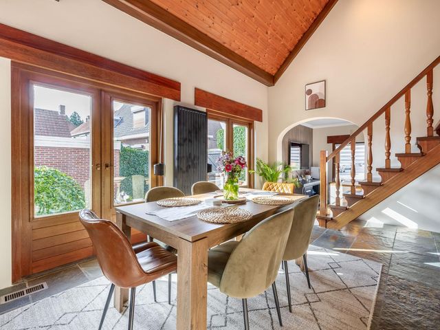 Sint Annastraat 27, Tegelen