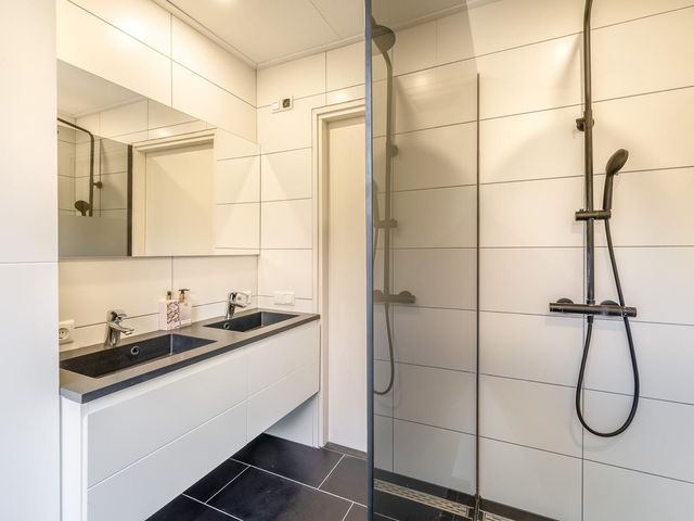 Sint Annastraat 27, Tegelen