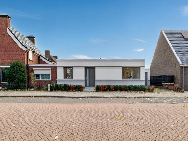 Kempweg 22A, Roermond