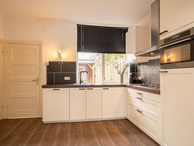 Burgemeester Jacobsstraat 40, Enschede