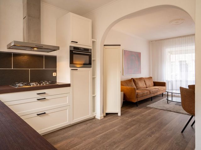 Burgemeester Jacobsstraat 40, Enschede