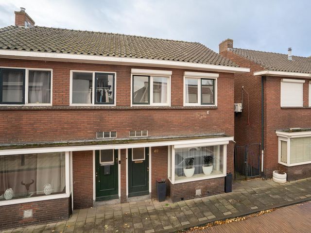 Burgemeester Jacobsstraat 40, Enschede