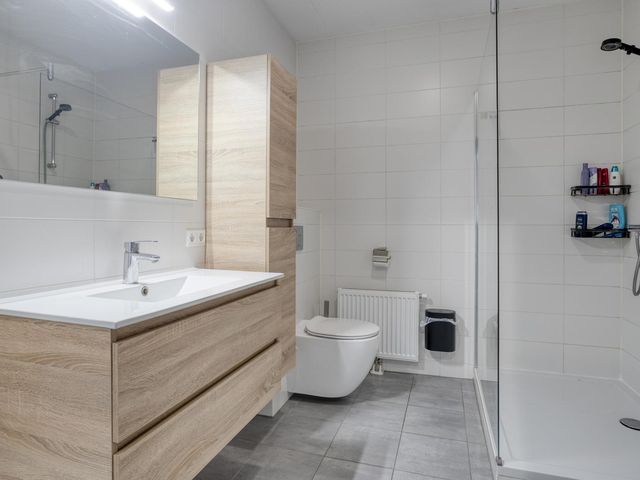 Carmen 48, Sint Jansteen