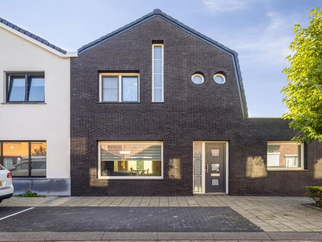 Steensedijk 63, Hulst