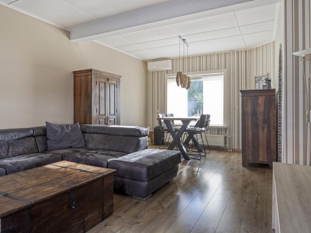 Steensedijk 63, Hulst