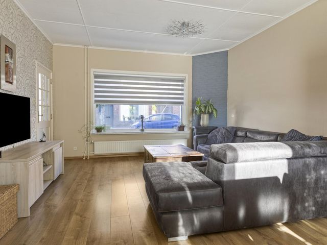 Steensedijk 63, Hulst