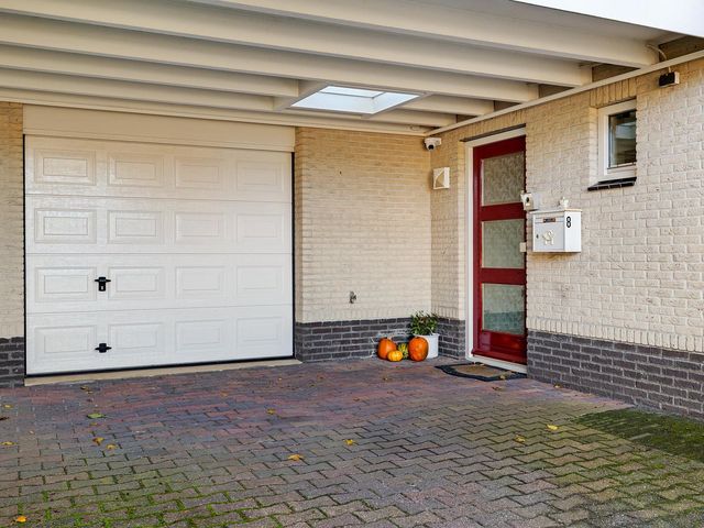 Turkooisdreef 8, Emmen