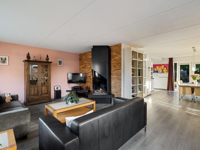 Turkooisdreef 8, Emmen