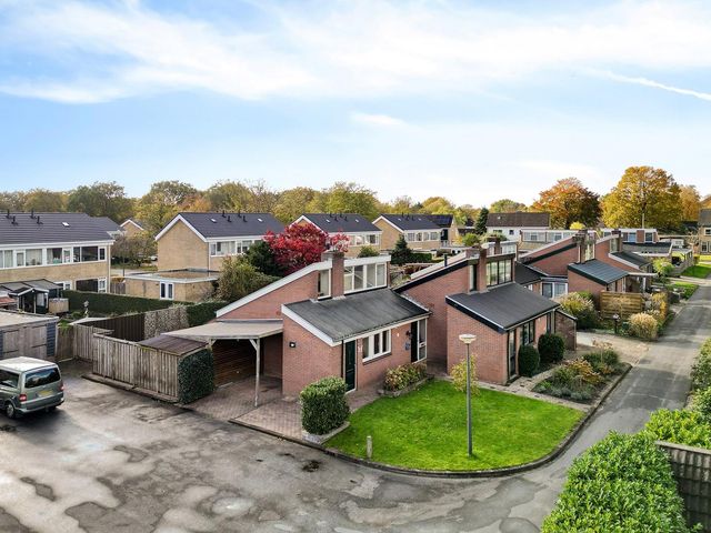 Doemakkers 16, Oosterhesselen