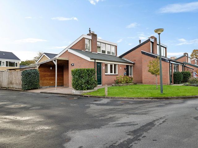 Doemakkers 16, Oosterhesselen