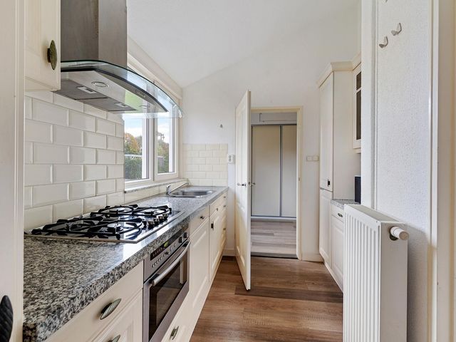 Doemakkers 16, Oosterhesselen