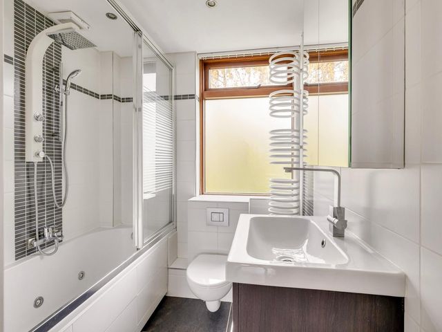 Merwedepad 45, Rozenburg