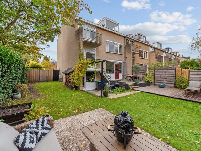 Olgaland 26, Den Haag