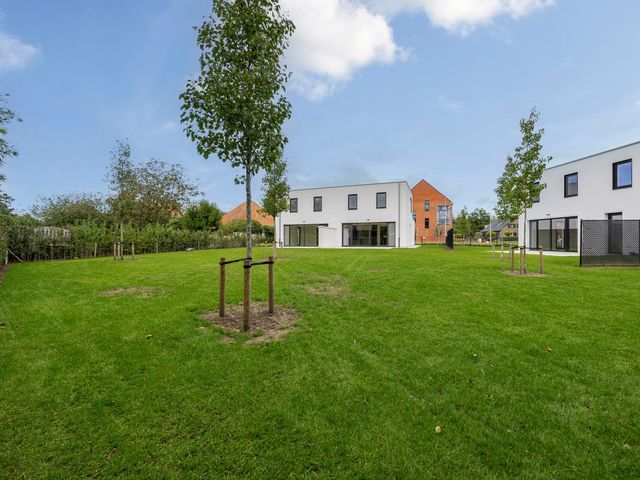 Sijsjesstraat 1  , Mol