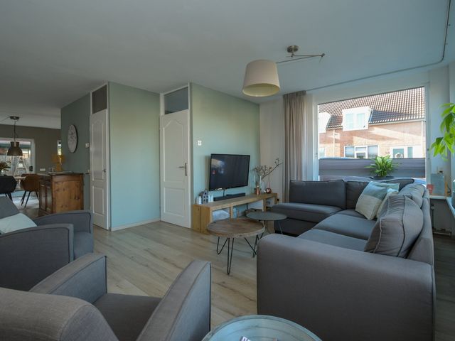 Hooizolder 146, Drachten