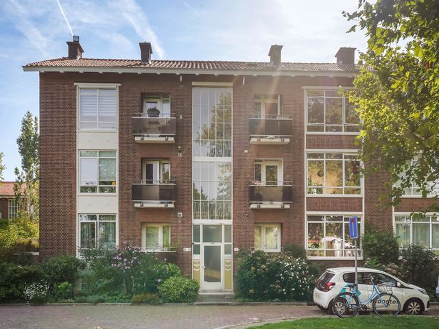 Louis Couperusstraat 23, Voorburg